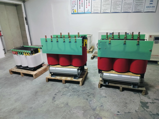 梁子湖KS11-1000KVA矿用变压器